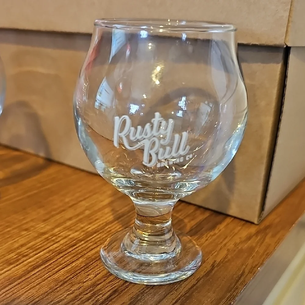 Rusty Bull Brewing Co. Set of 2 Glasses